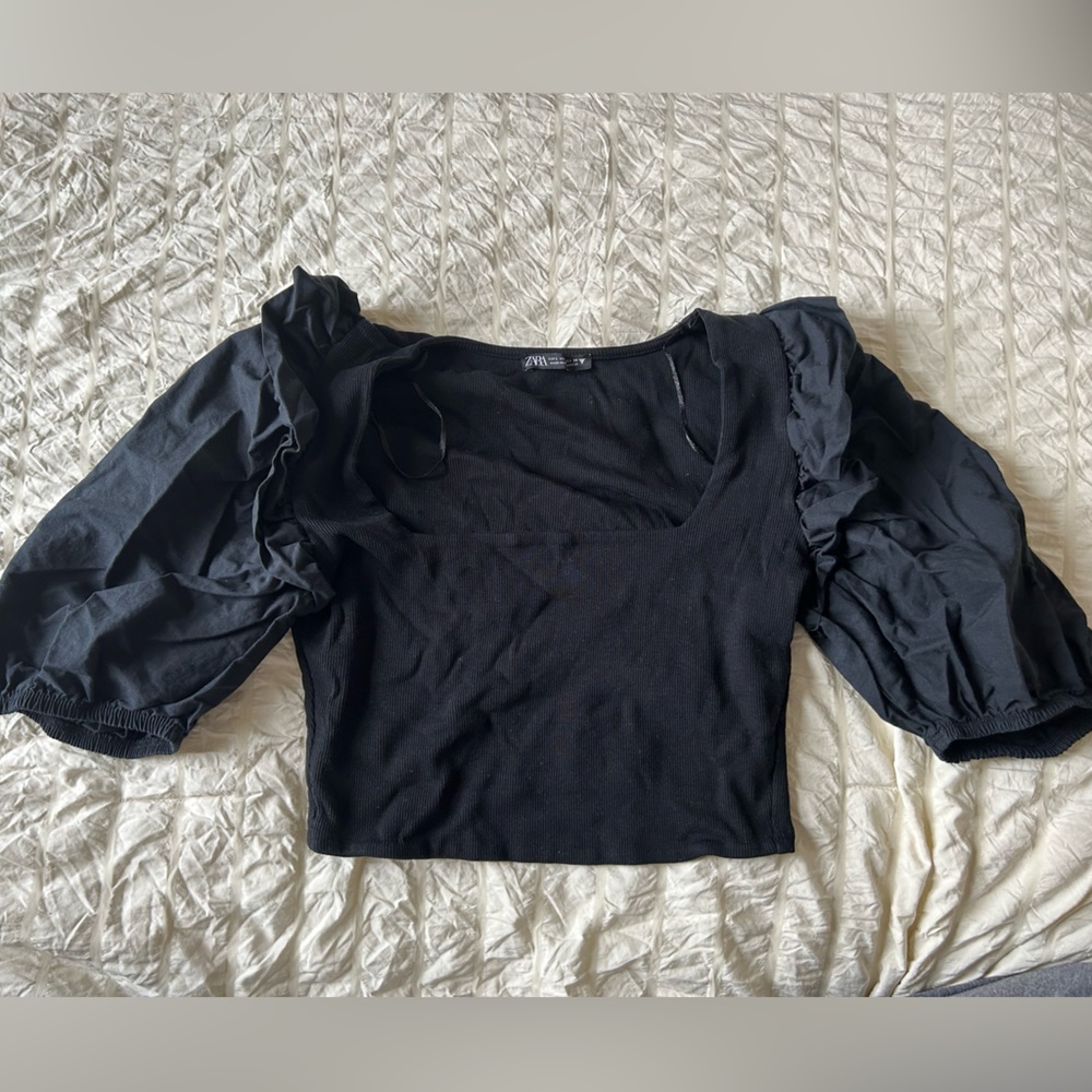 Black Puff Sleeve Top